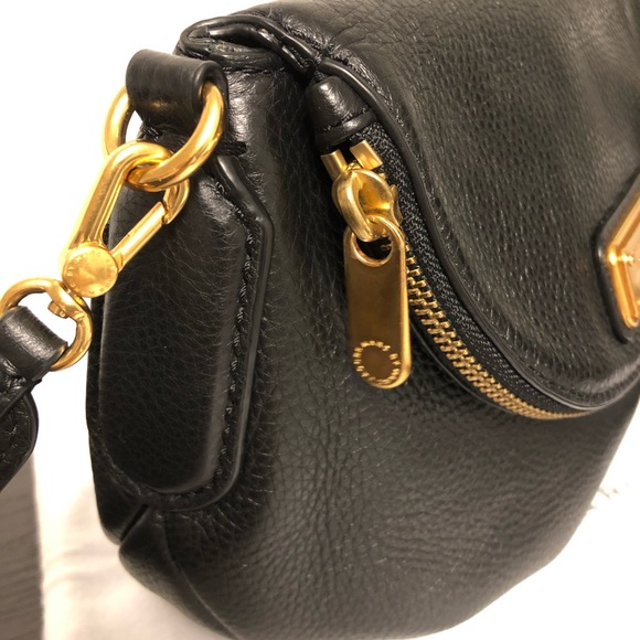 ⛔️SOLD⛔️ Marc by Marc Jacobs Leather Crossbody Bag - Picture 4 of 8